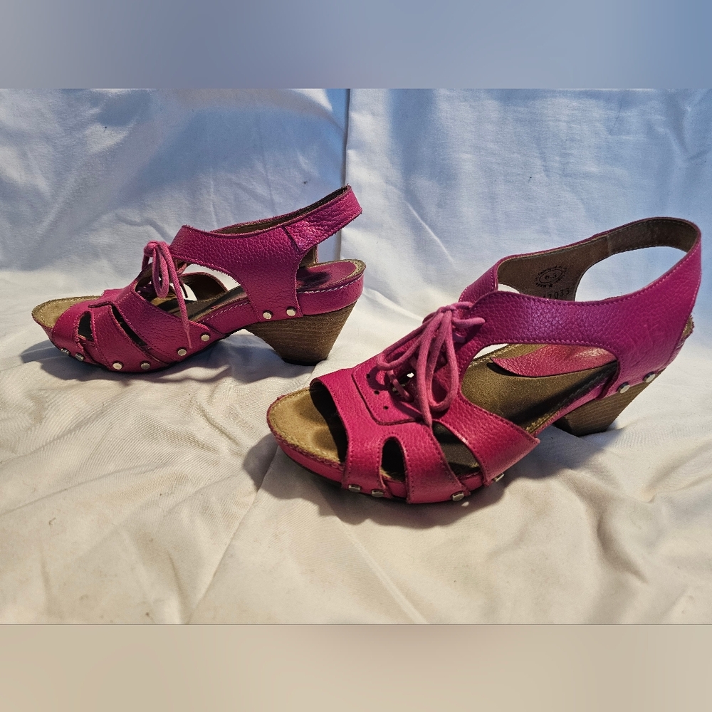 Fluevog Low Rule Joni Heeled Sandals in pink size 6.5 - Picture 3 of 8